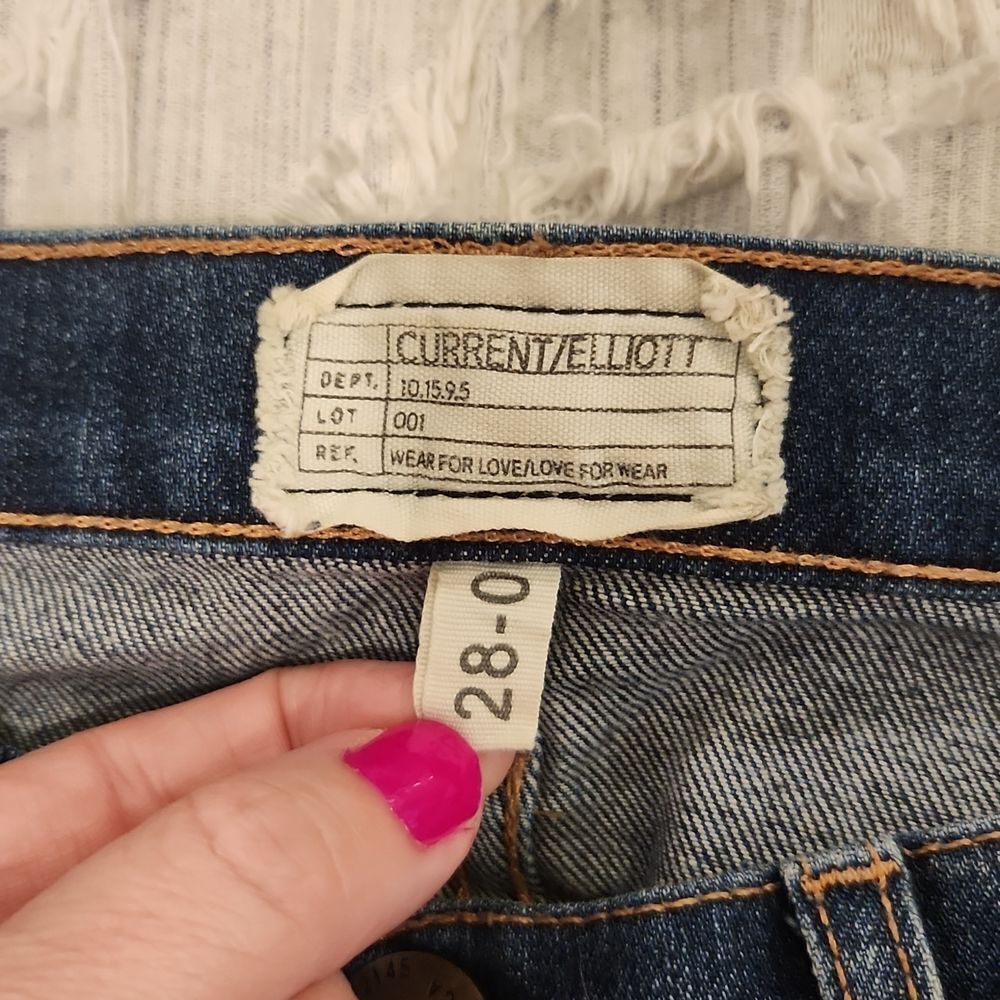 Medium wash current elliott "the Stiletto Bennett destroy" skinny jeans size 28! - Picture 10 of 10